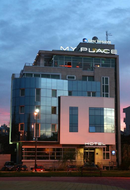 My Place Hotel Ni Exterior foto