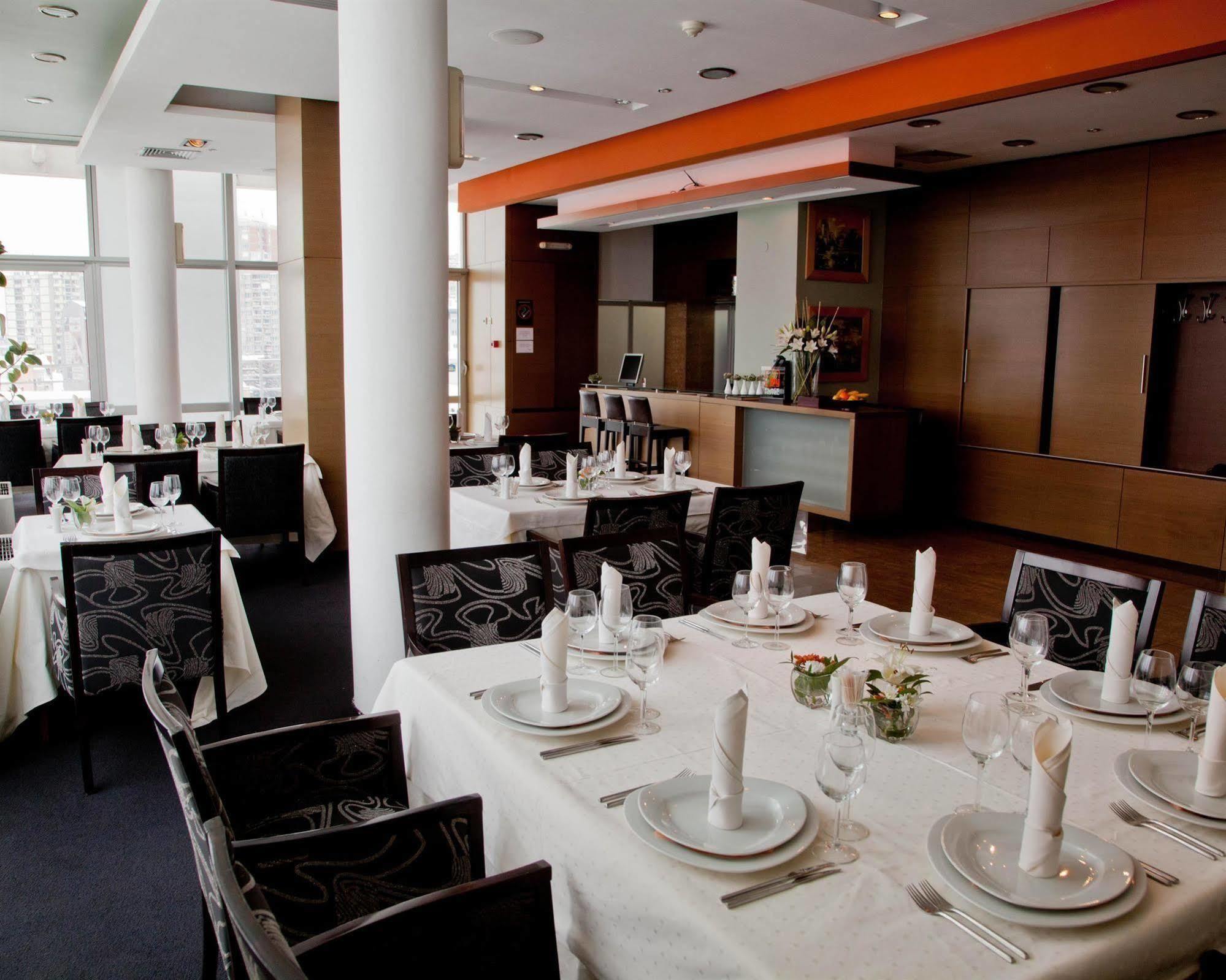 My Place Hotel Ni Restaurant foto
